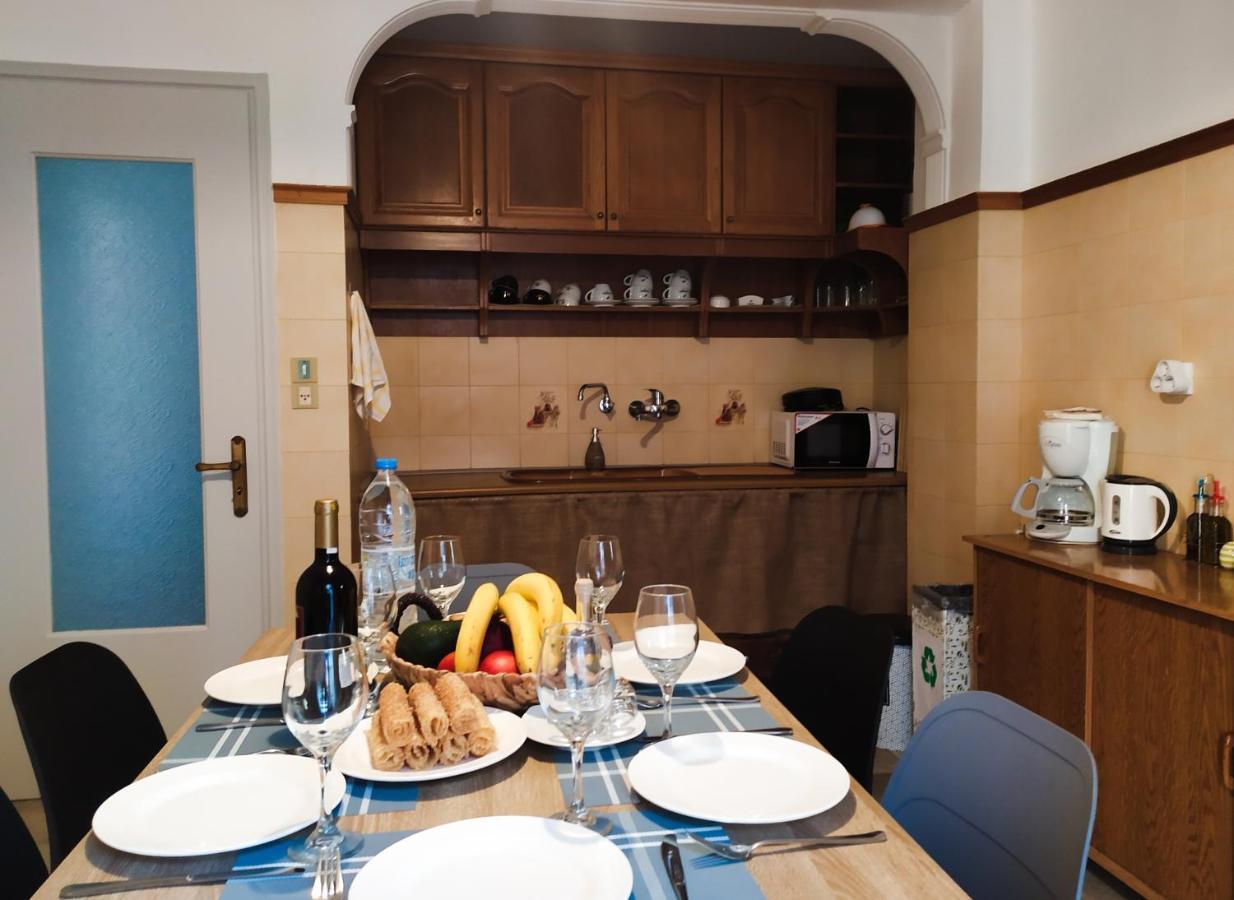 Apartment 94M2, Center Of Sitia, Wifi, 350M Beach Екстер'єр фото